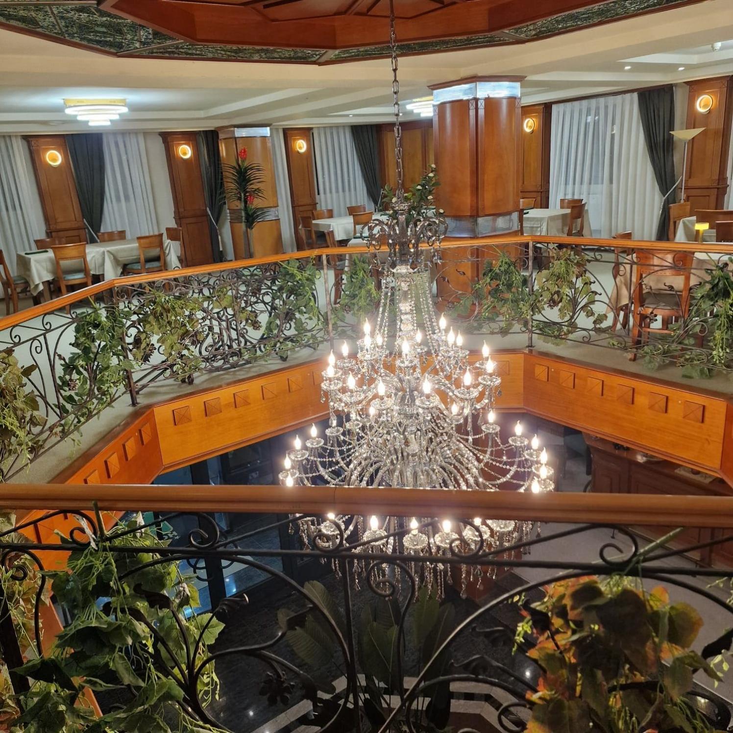 Hotel Princi I Arberit พริสตีนา ภายนอก รูปภาพ