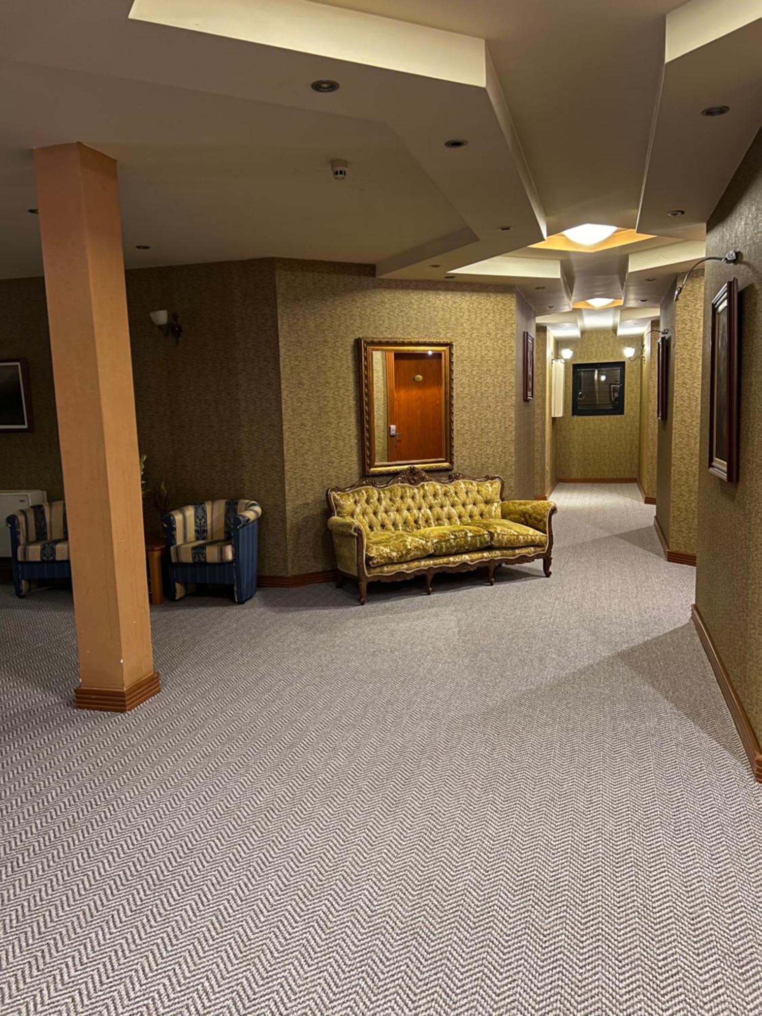 Hotel Princi I Arberit พริสตีนา ภายนอก รูปภาพ